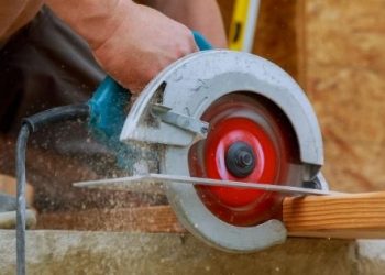 Guide On Choosing the Right Blade for Circular Saw