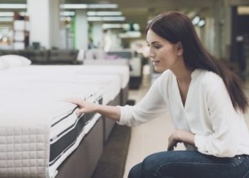 New Mattresses V/S Mattresses Topper - Which One Should you Buy for a Sound Sleep?