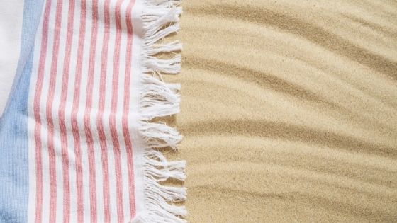3 Things To Consider Before Buying A Beach Towel