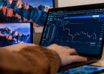 Mainrow Review – Everything you Need to Know