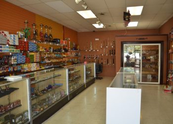 5 Reasons to Choose an Online Head Shop