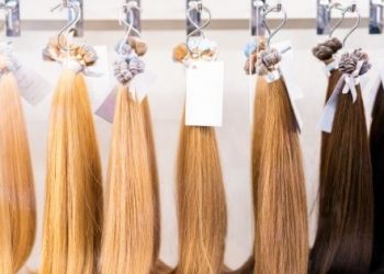 Four Simple Ways to Tie Your Hair With Extensions