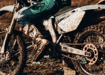 How to Change Fork Oil on a Dirt Bike