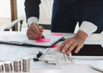 How to go about Disputing Debt