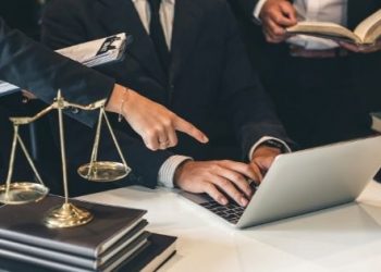 What to Expect When Hiring a Lawyer for a Personal Injury