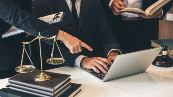 What to Expect When Hiring a Lawyer for a Personal Injury