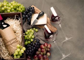 How to Order Wine and Get It To Your Door Fast