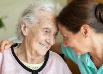 How to Care for a Senior Relative with Dementia