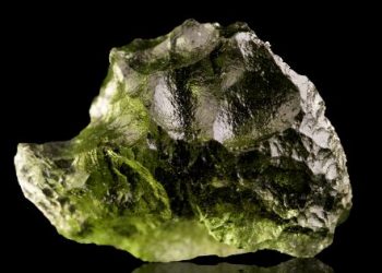 Some of Aesthetic Facts of Green Genuine Moldavite